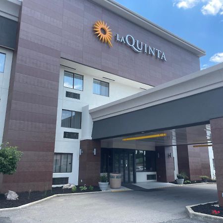 La Quinta Inn And Suites By Wyndham Cincinnati North Спрінгдейл Екстер'єр фото